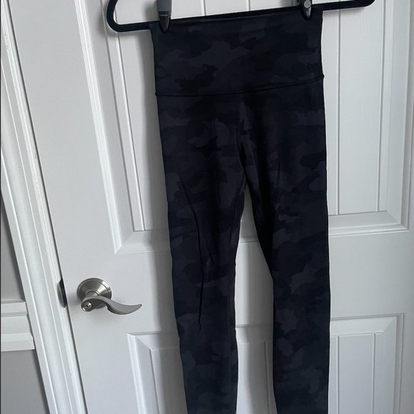 lululemon athletica Pants - Camo Wunder Train High-Rise Tight 28"